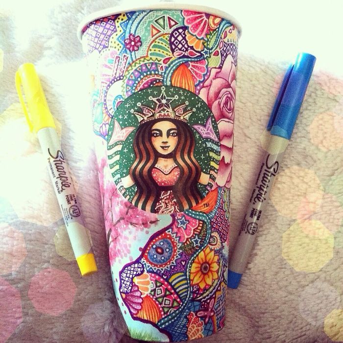 i-turn-starbucks-cups-into-art-3__700