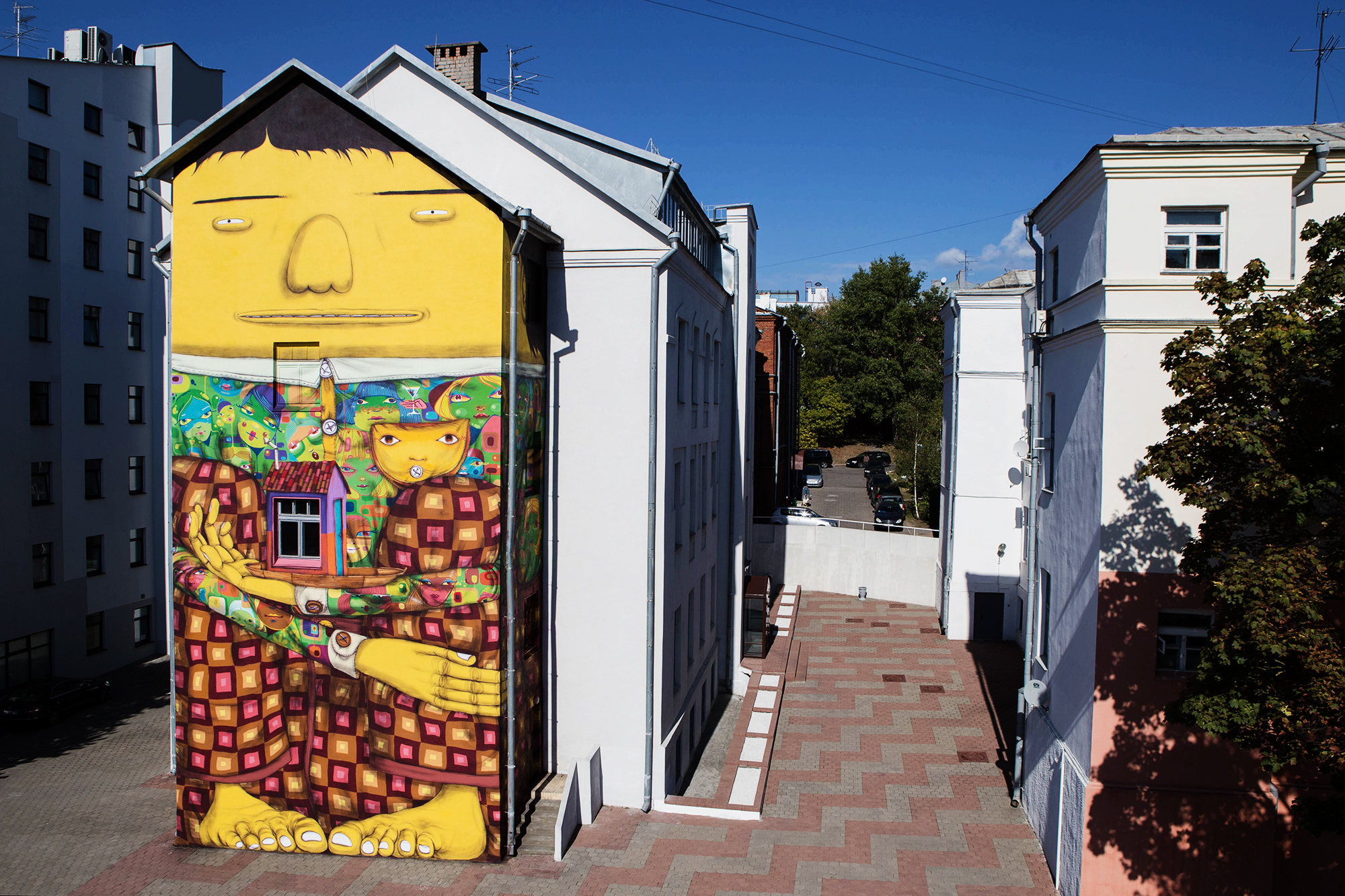 IMAGE 10 OSGEMEOS Giant Minsk 2015