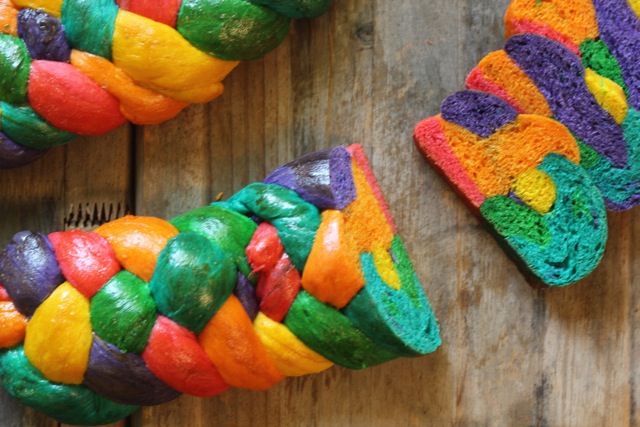 rainbow-challah-bread