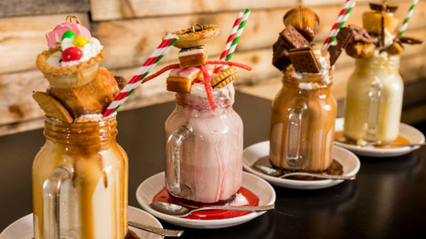 Freakshake-internet-milkshake-craze-comes-to-Liverpool-cafe_strict_xxl