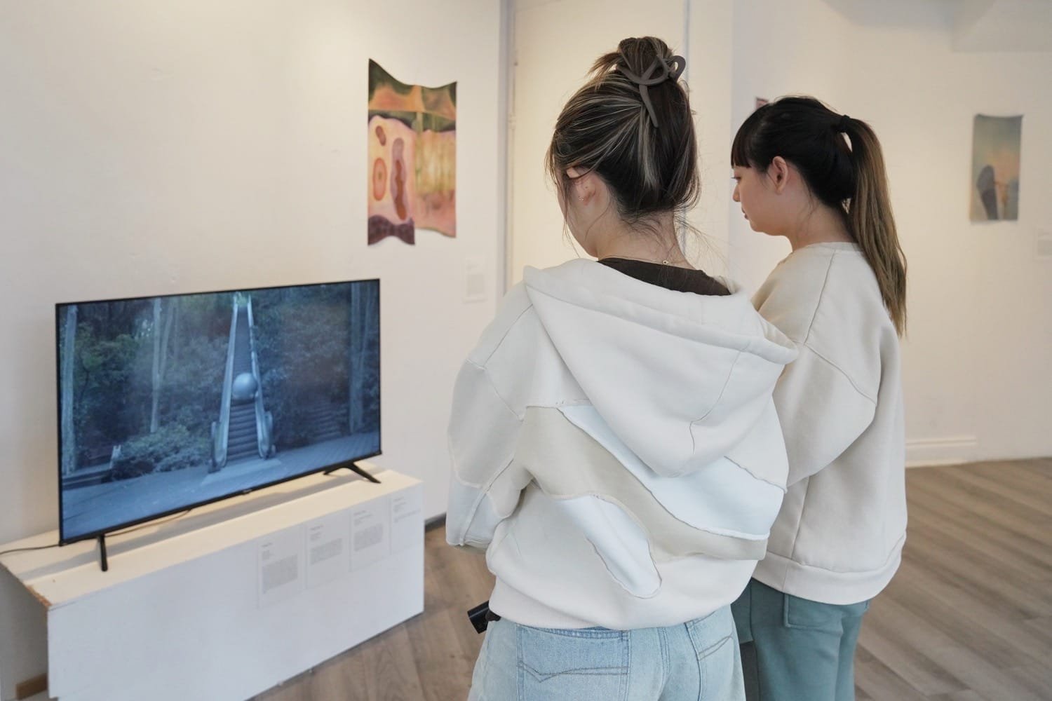 Saturn’s Garden at Hackney Gallery: Memory, Migration, and the Ecology of Belonging 9 Hackney Gallery 4