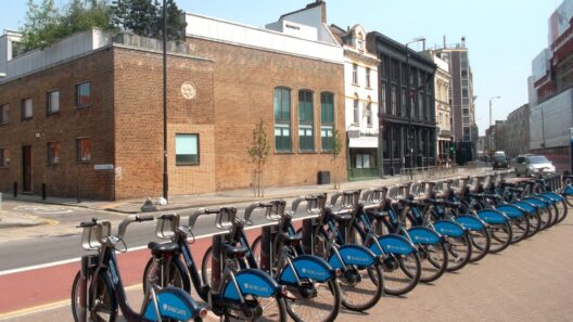 Barclays Bikes, Shoreditch - geograph.org.uk - 2978916