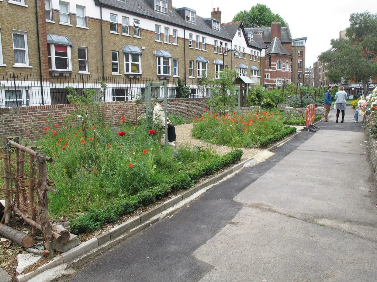Shakespeare Garden at St Leonard's church, Shoreditch