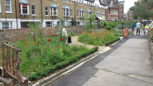 Shakespeare Garden at St Leonard's church, Shoreditch